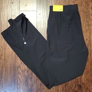 New All in Motion Lightweight Running Pants